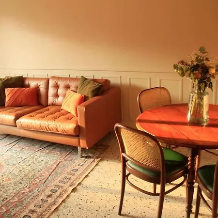 Apartamento Elegant Avec Balcon Centre *