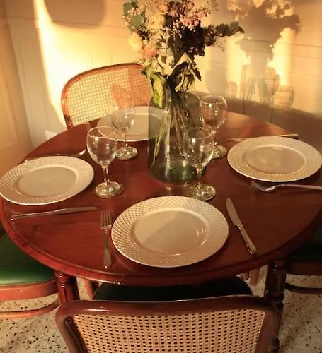 Elegant Avec Balcon Centre * Cannes